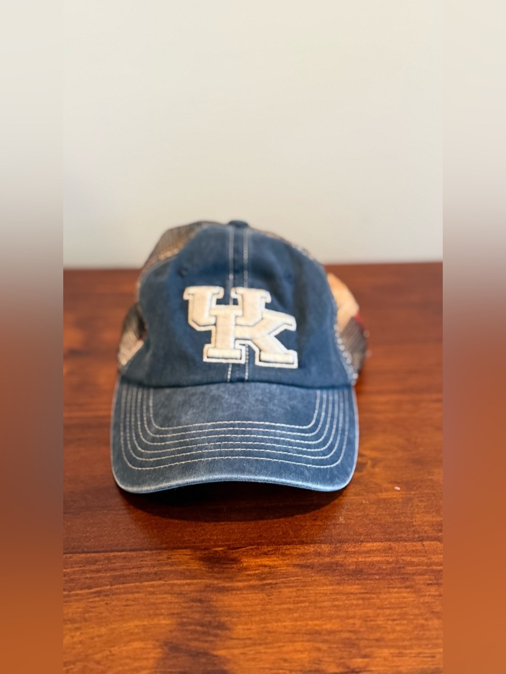 Kentucky Wildcats UK USA Flag Trucker Hat Top of the World Snapback